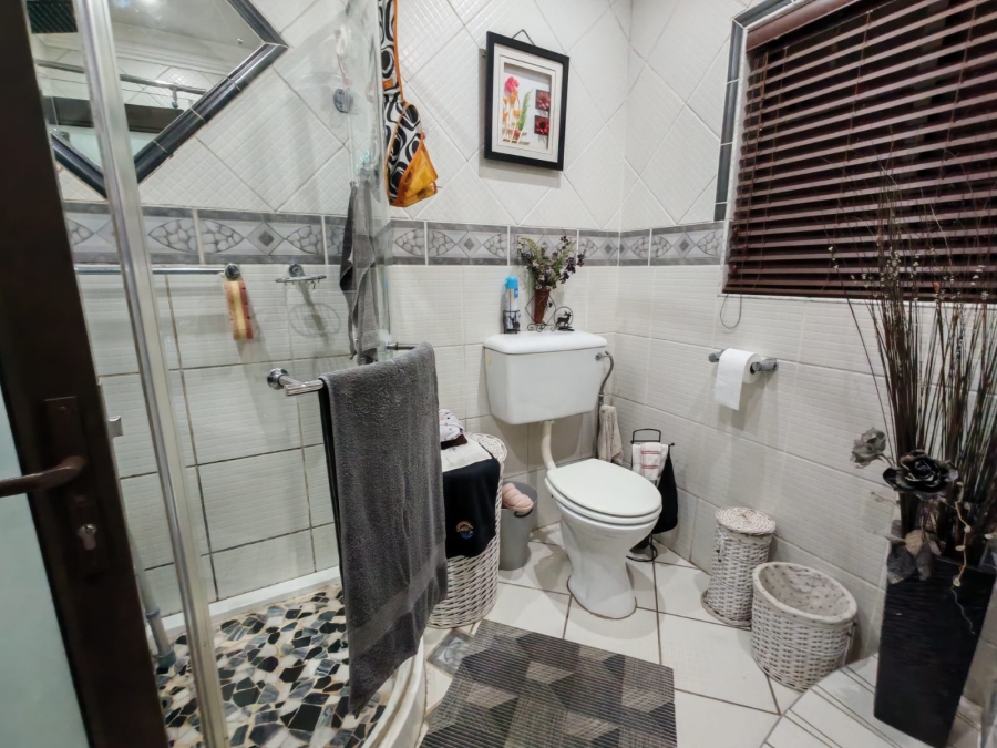 3 Bedroom Property for Sale in Vaalpark Free State